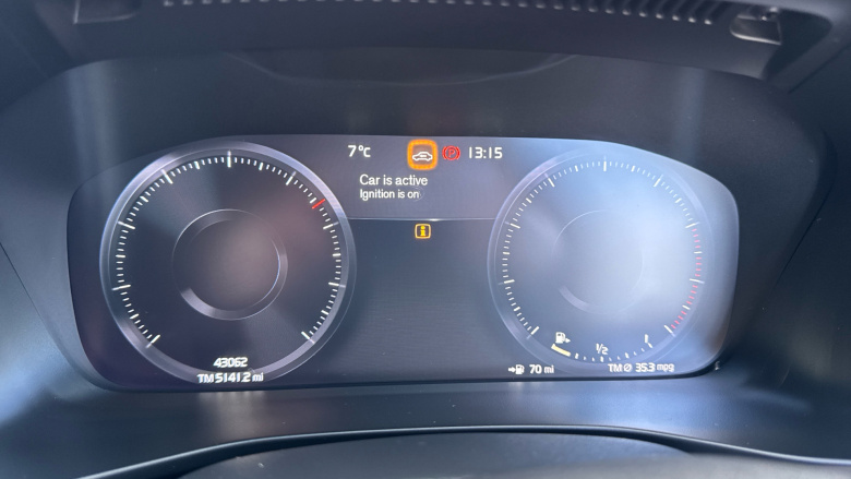 Volvo Xc40 1.5 T3 [163] Momentum 5dr Petrol Estate